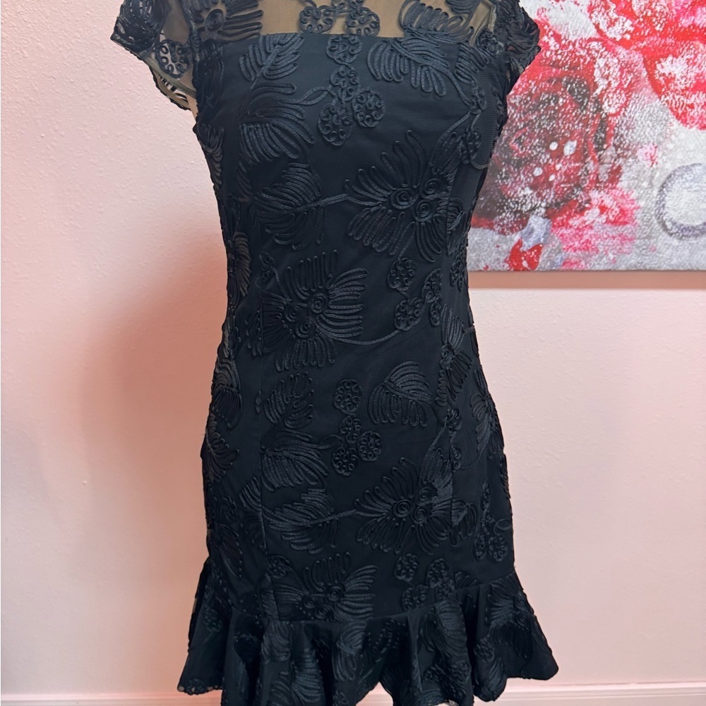 Halston Elegant Black Lace Dress with Illusion neckline - Picture 2 of 7